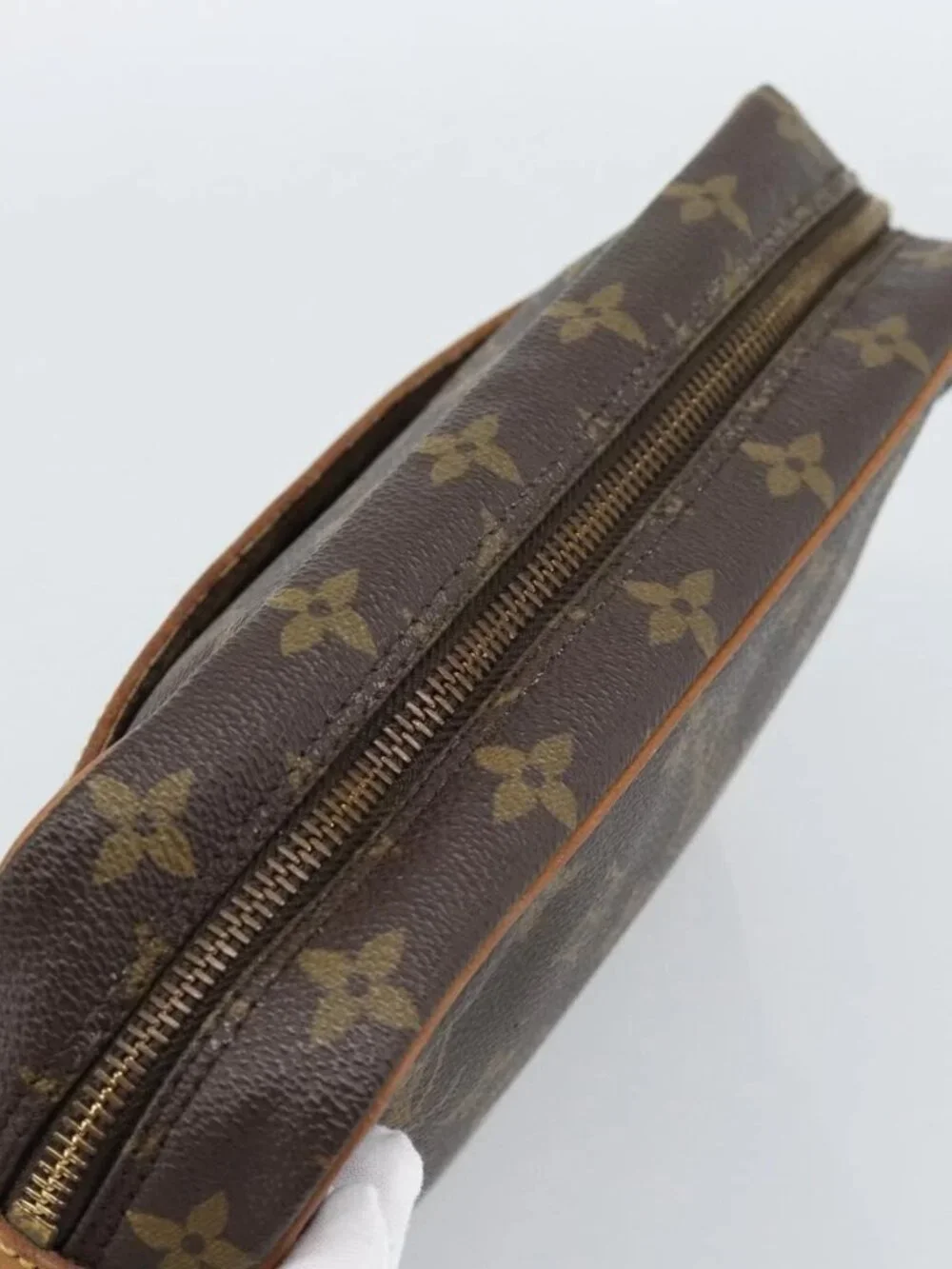 Louis Vuitton brand	louis vuitton